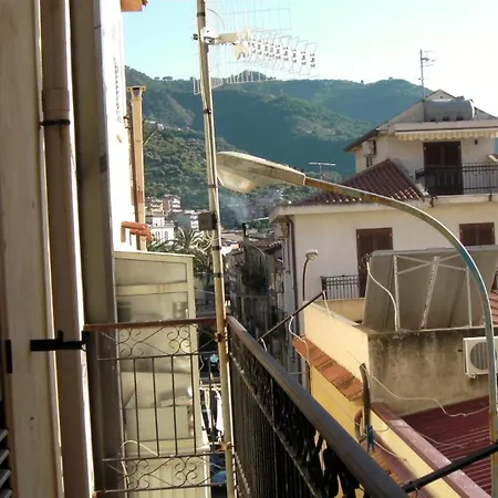 Apartment Appartamento Gioiosa Marea Gioiosa Marea