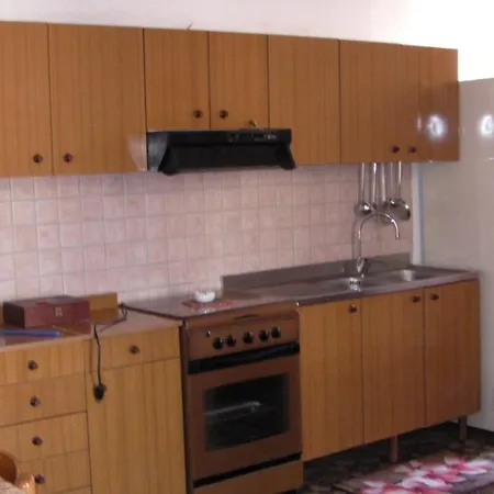 Apartment Appartamento Gioiosa Marea Gioiosa Marea