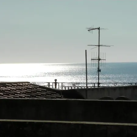Appartamento Gioiosa Marea * ג'ויוזה מריאה